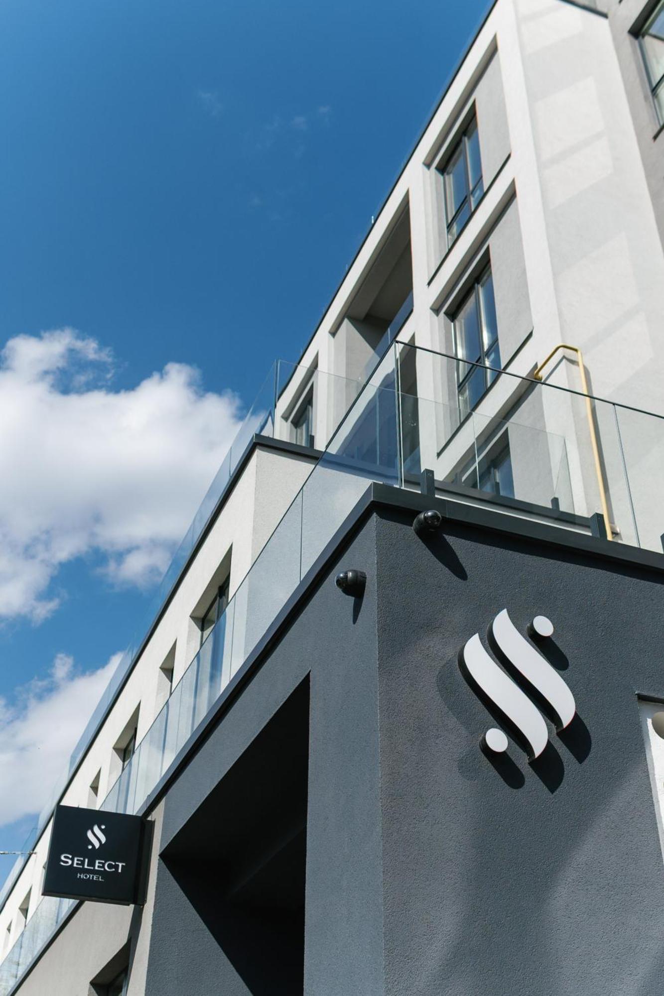 Select Hotel Lviv Ngoại thất bức ảnh